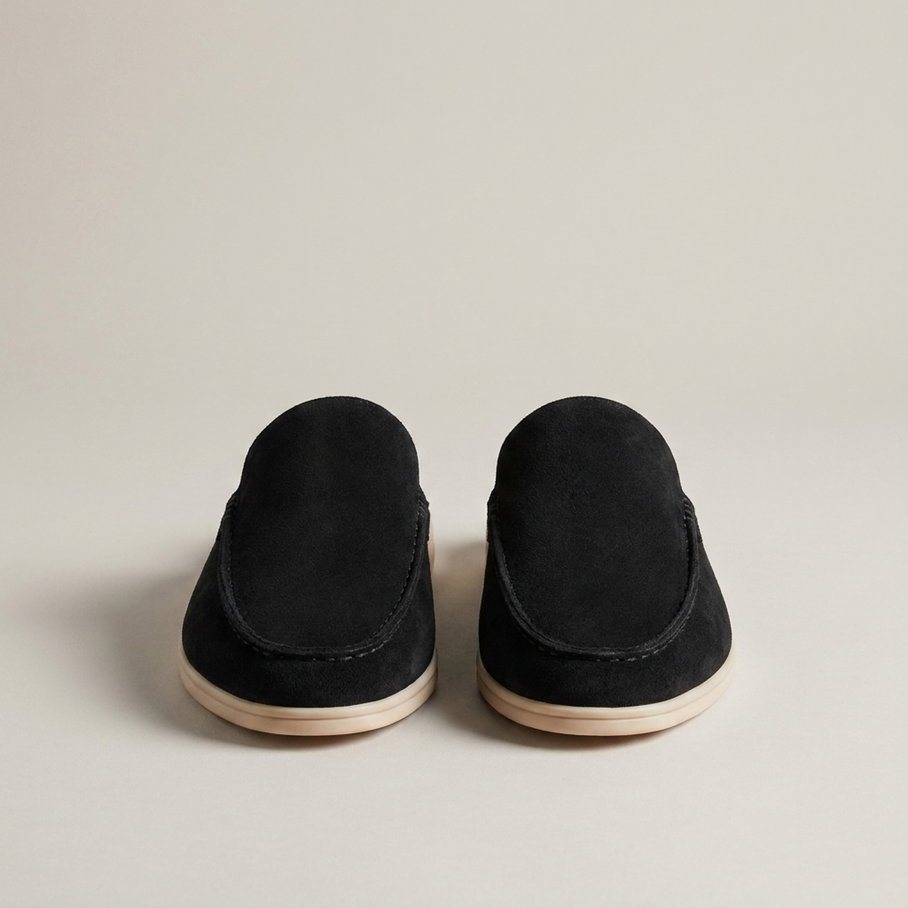 ITERPUB::cold-berlinde-15662297841990::02-variant-black