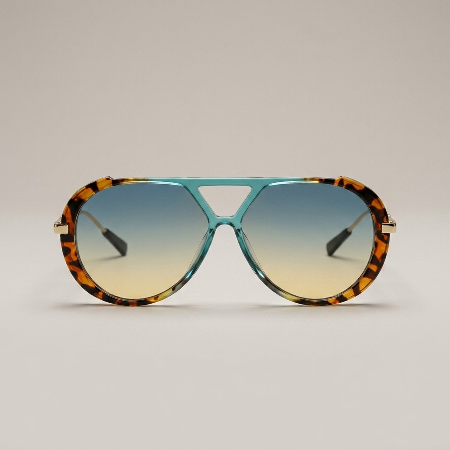 ITERPUB::cold-berlinde-15662300135750::02-variant-turquoise