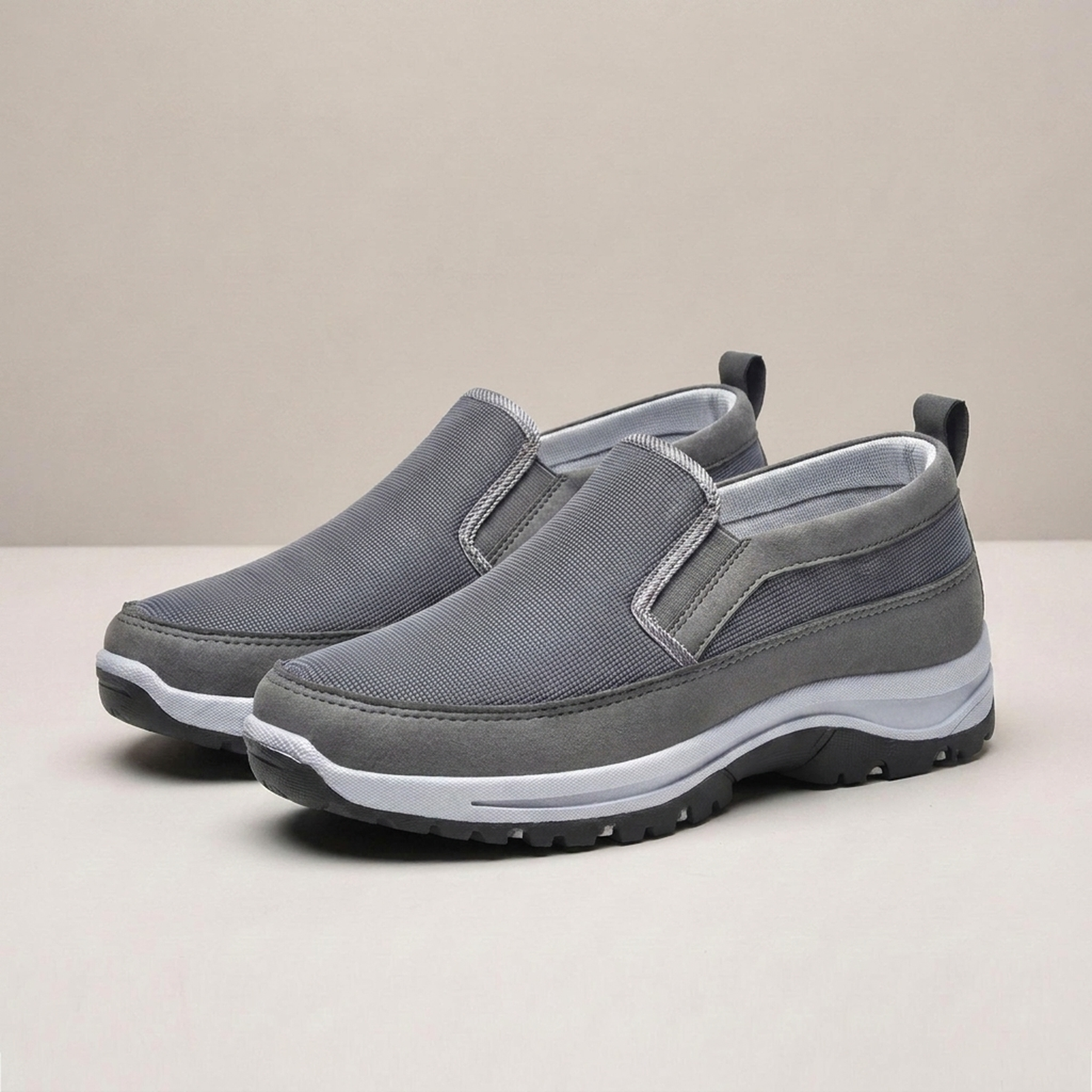 ITERPUB::cold-berlinde-15662294565190::03-variant-grey