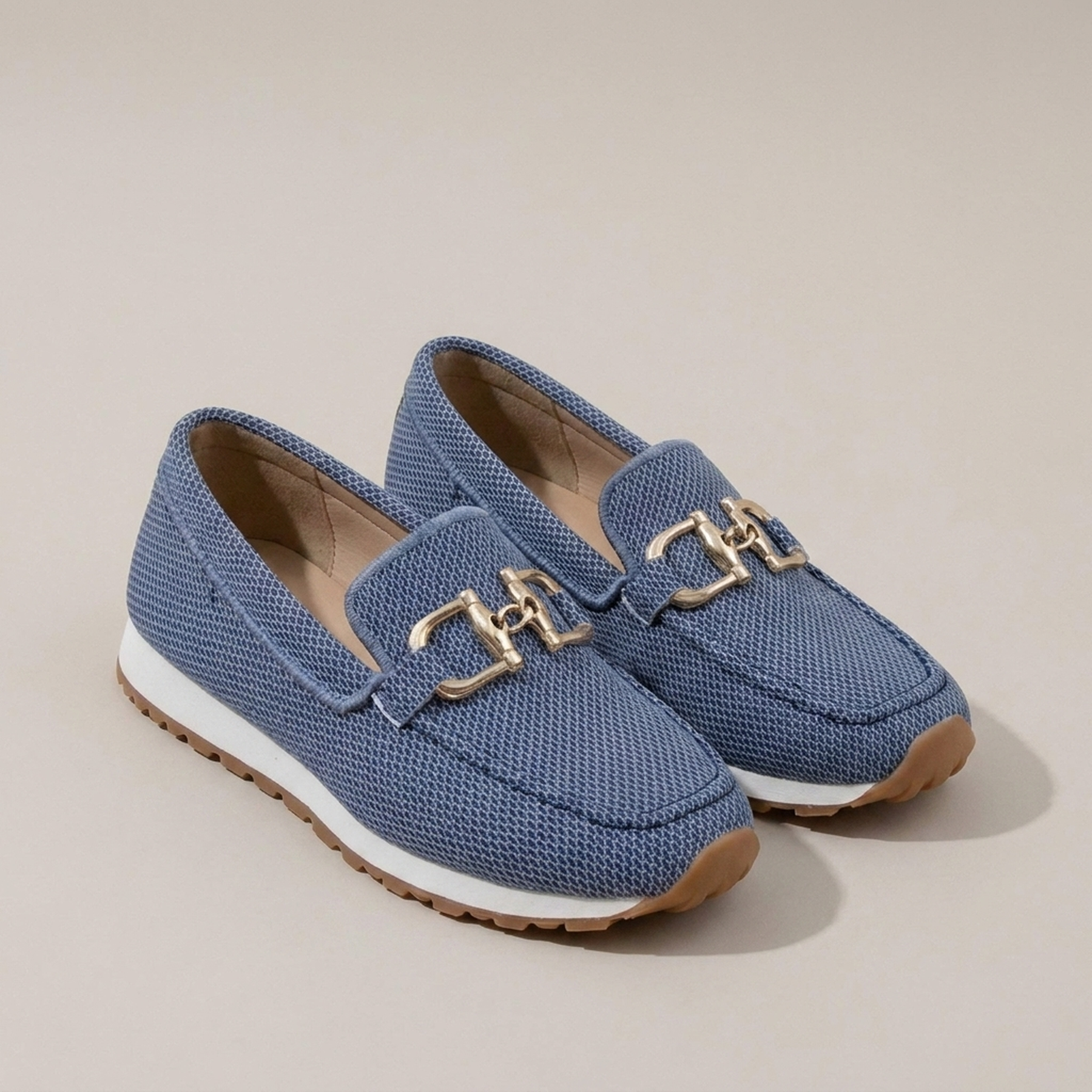 ITERPUB::cold-berlinde-15662295941446::04-variant-blue