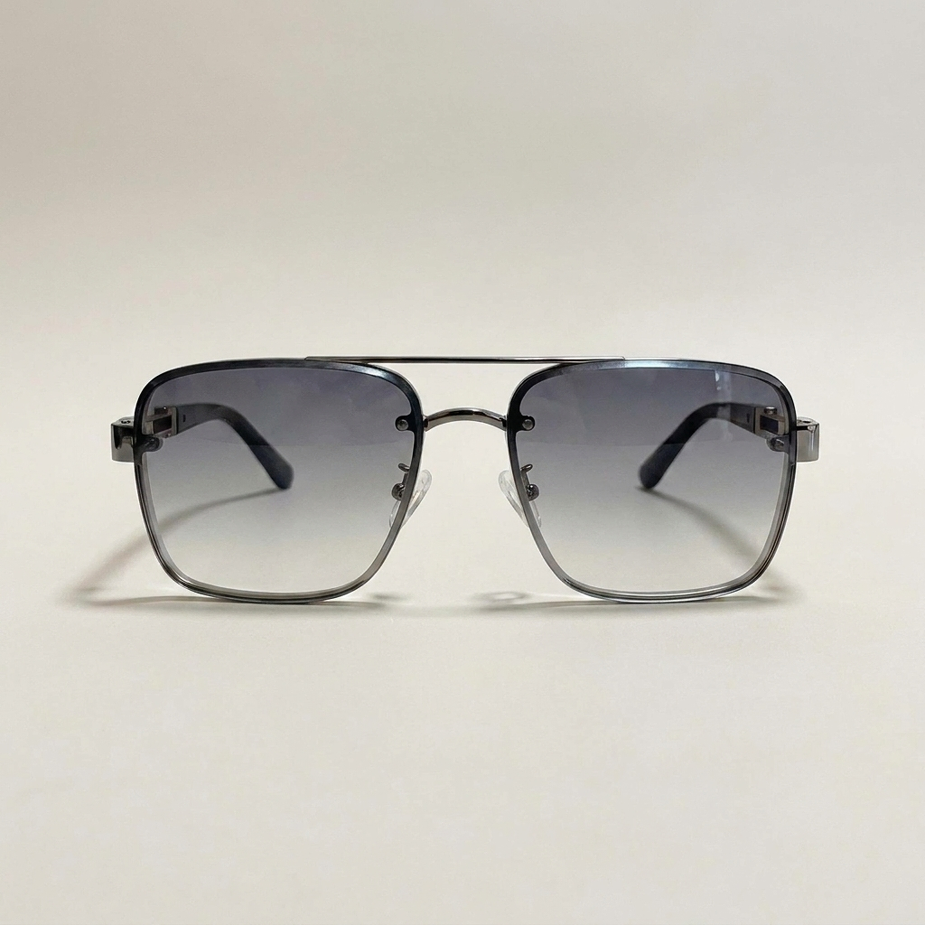 ITERPUB::cold-berlinde-15662300332358::04-variant-gray
