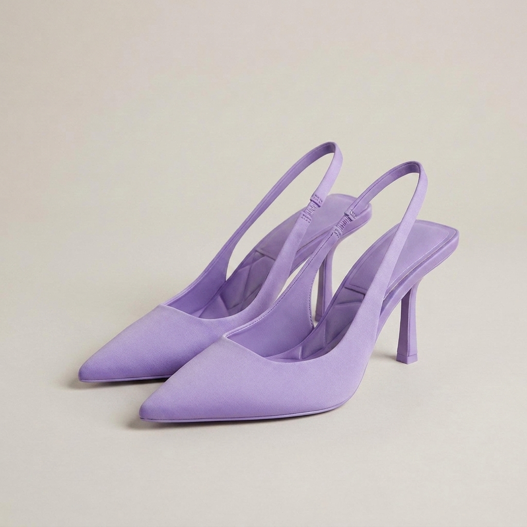 ITERPUB::cold-berlinde-15662285979974::04-variant-lavender