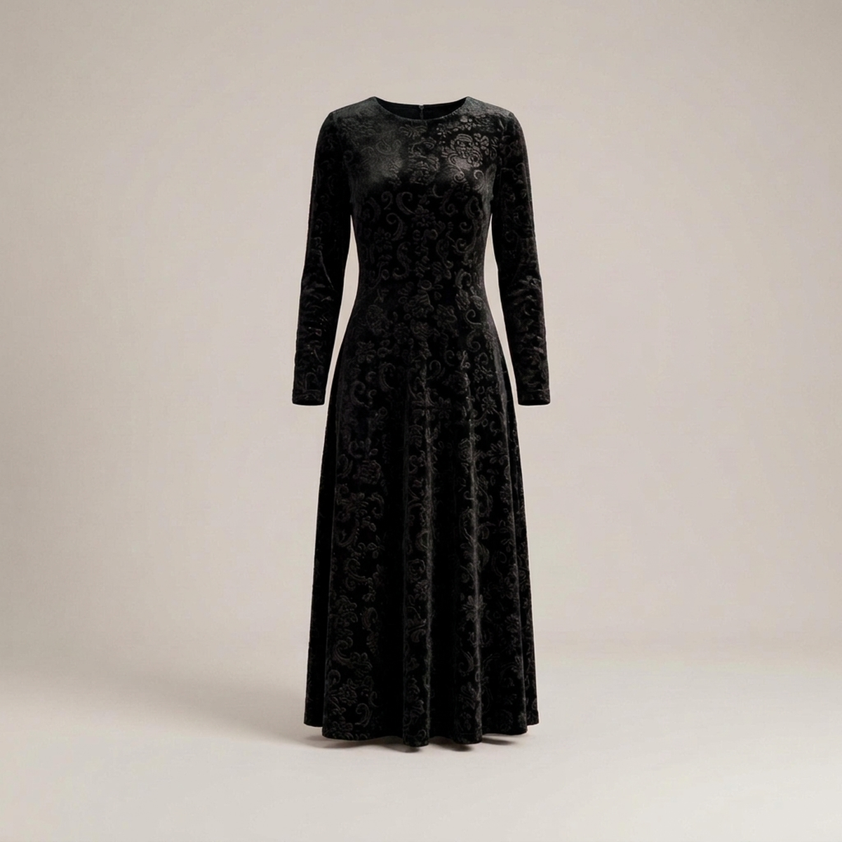 ITERPUB::cold-berlinde-15668617642310::06-variant-black