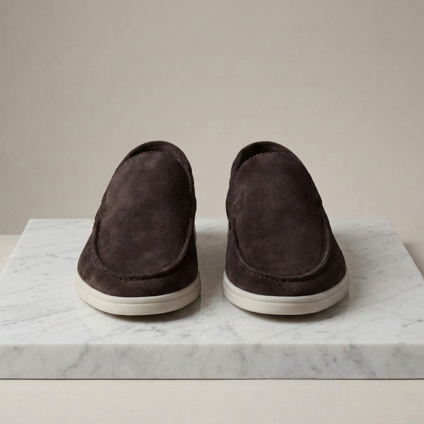ITERPUB::cold-berlinde-15662288077126::06-variant-dark-brown