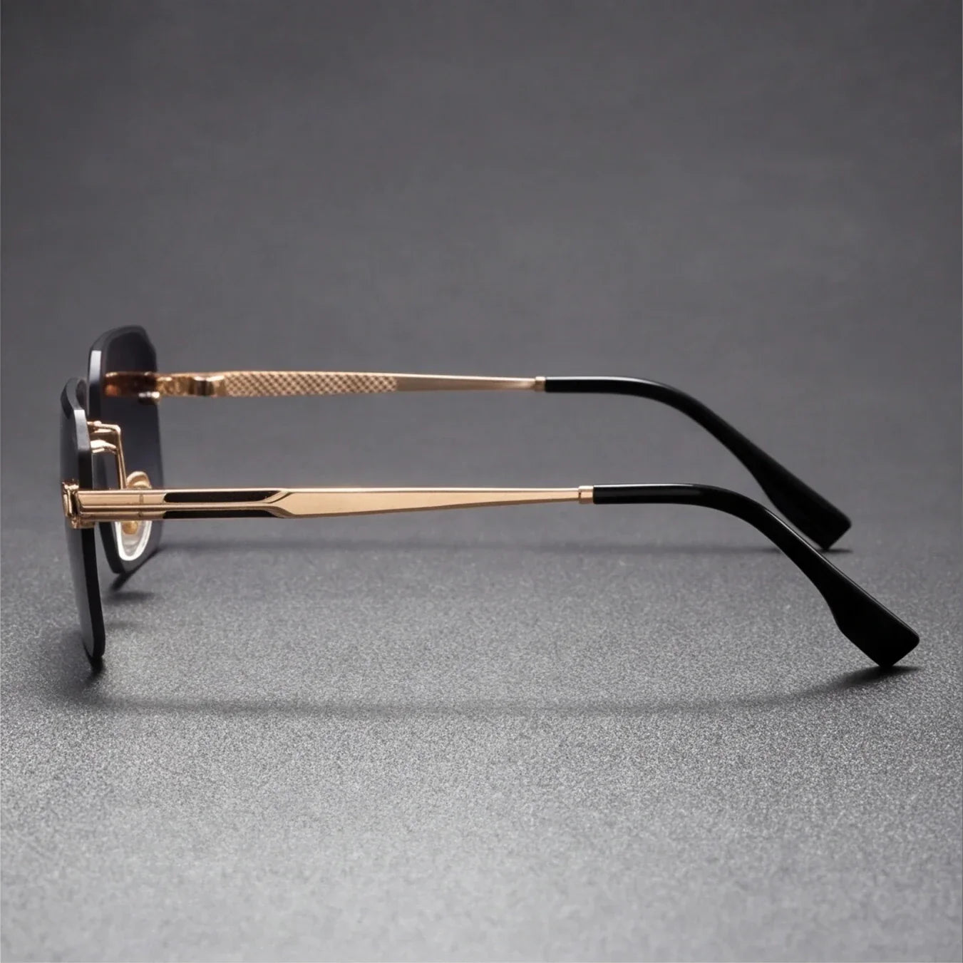 Sonnenbrille Mit Facettengläsern