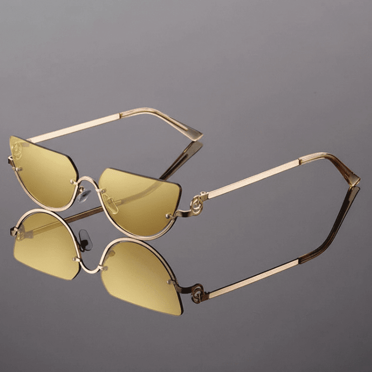 Sonnenbrille in Katzenaugenform