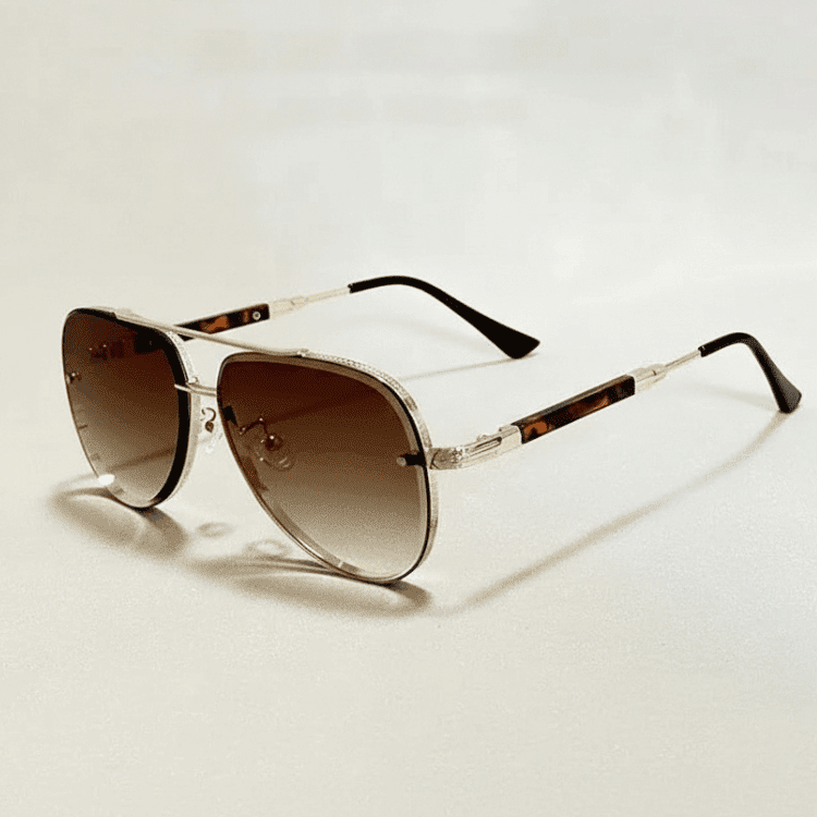 Leichte Pilotenbrille mit UV-Schutz