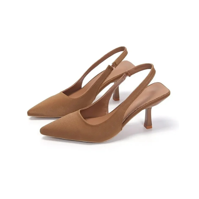 Spitze Slingback-Pumps mit Kittenabsatz