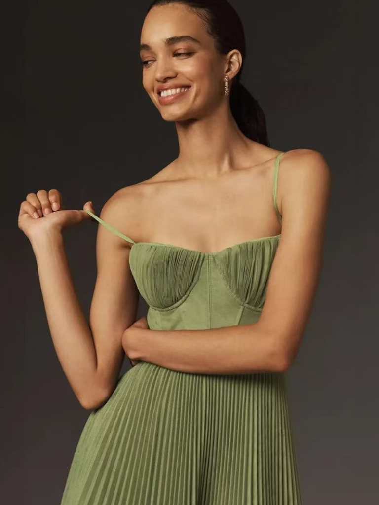 Plissiertes Maxikleid für Hochzeiten