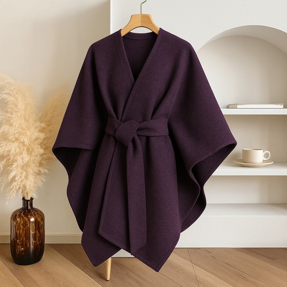 Fließender Poncho-Mantel