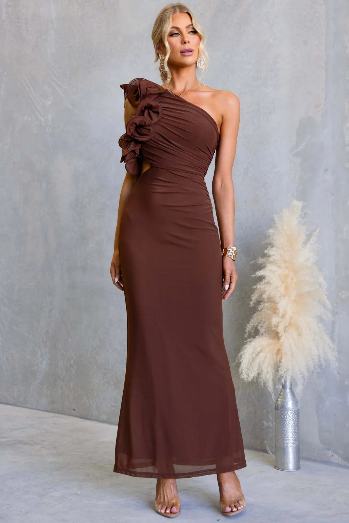 One-Shoulder-Maxikleid mit Rüschen