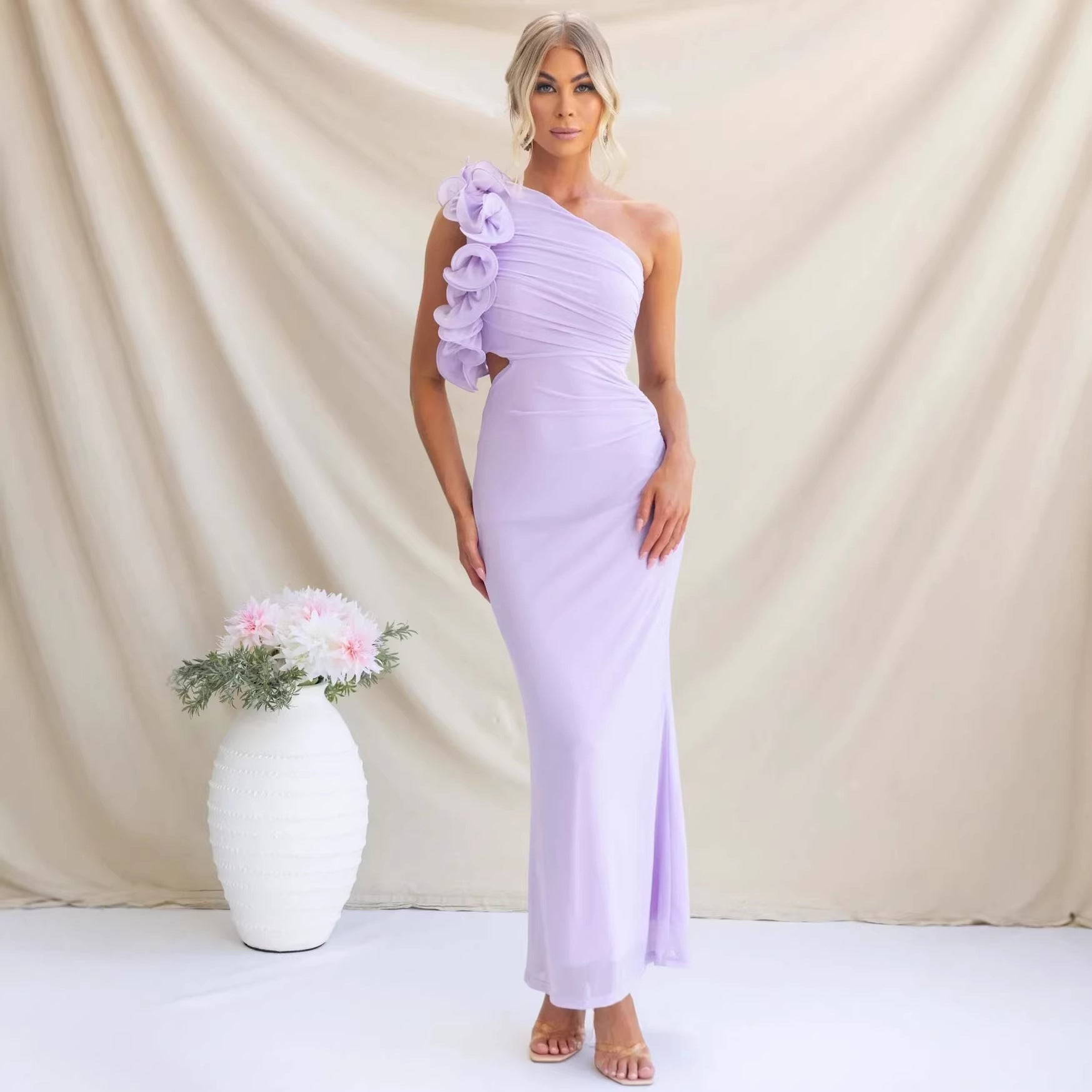 One-Shoulder-Maxikleid mit Rüschen