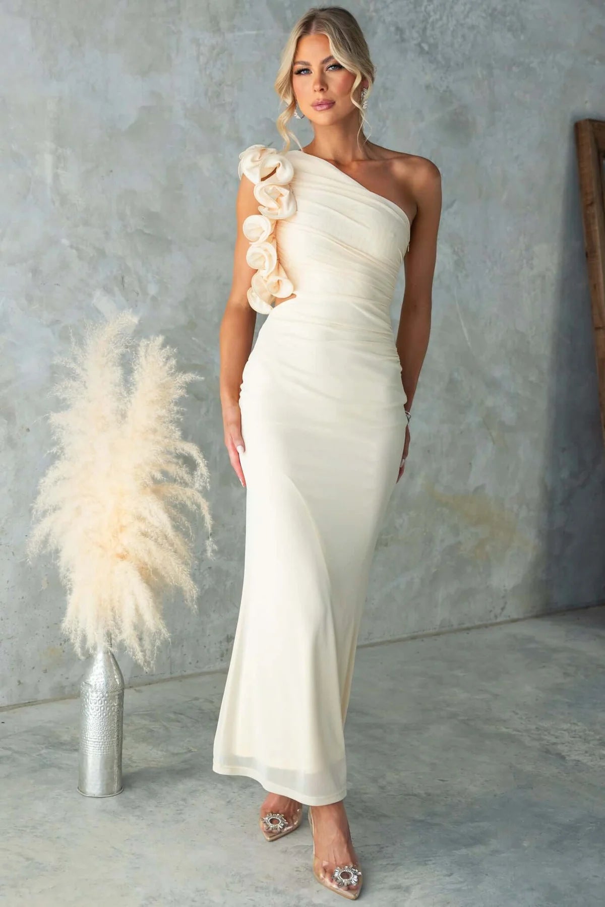 One-Shoulder-Maxikleid mit Rüschen