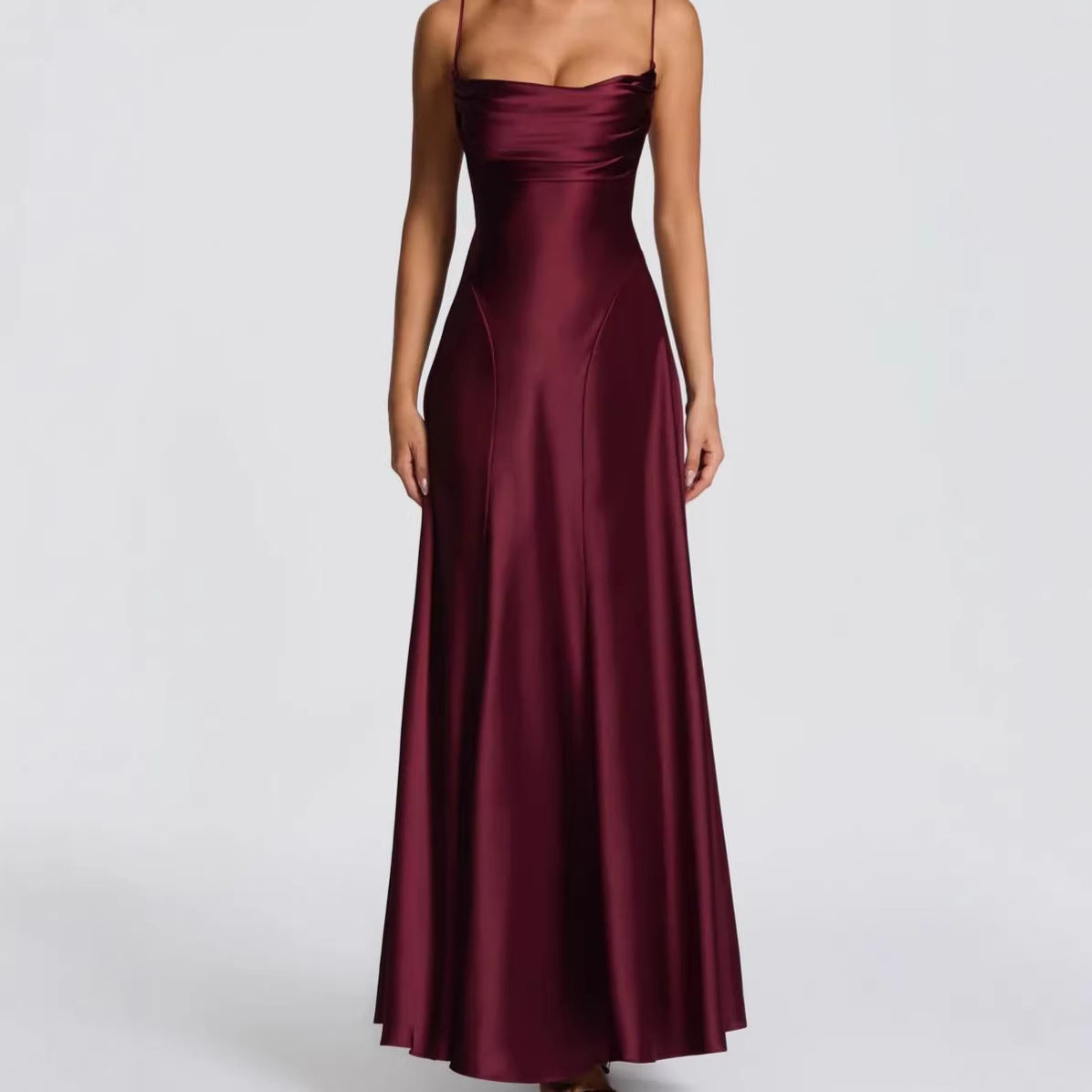 Maxikleid mit Herz-Ausschnitt