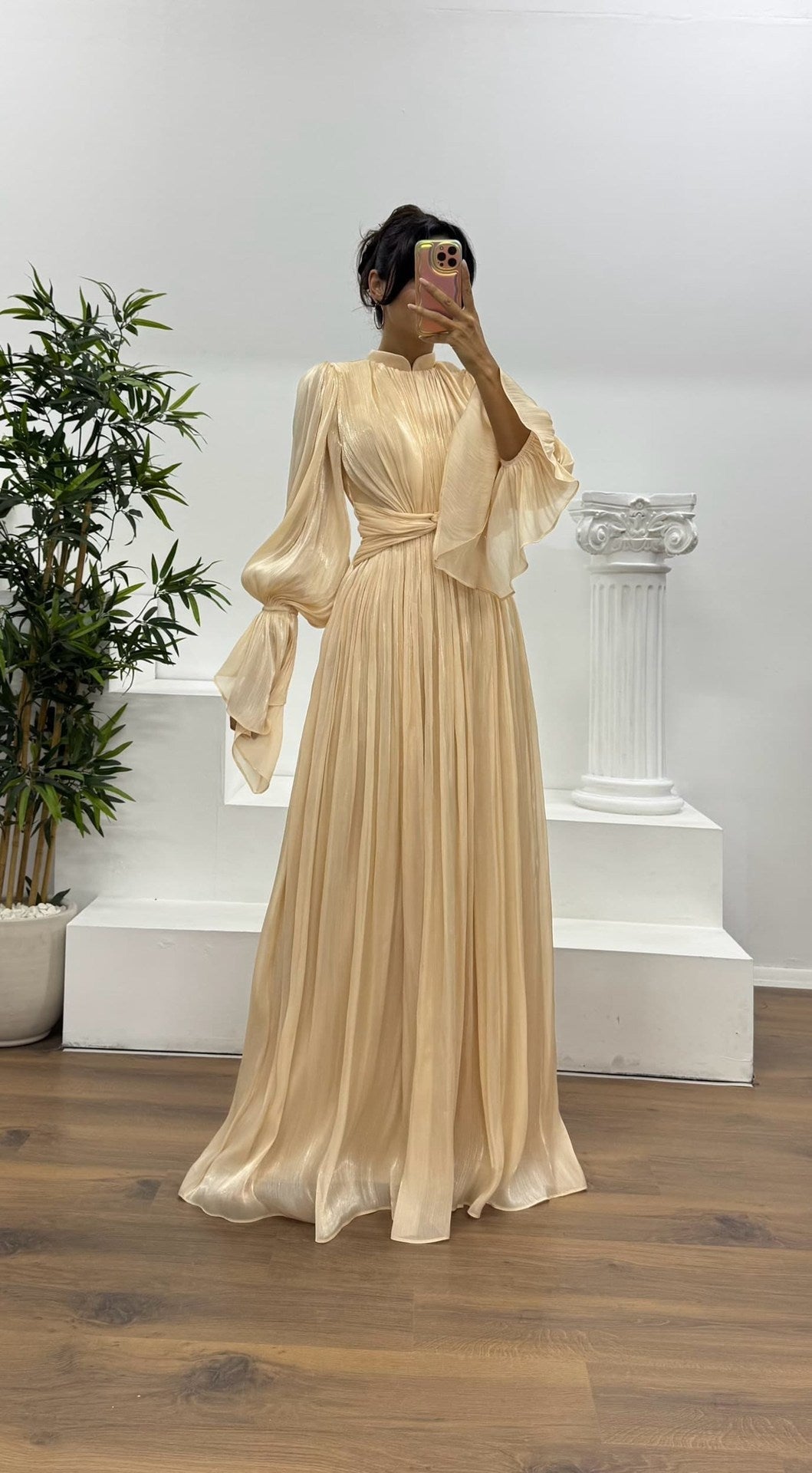 Plissee-Maxikleid für Hochzeitsgäste