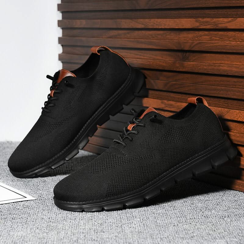 Schlupfsneaker mit markanter Sohle