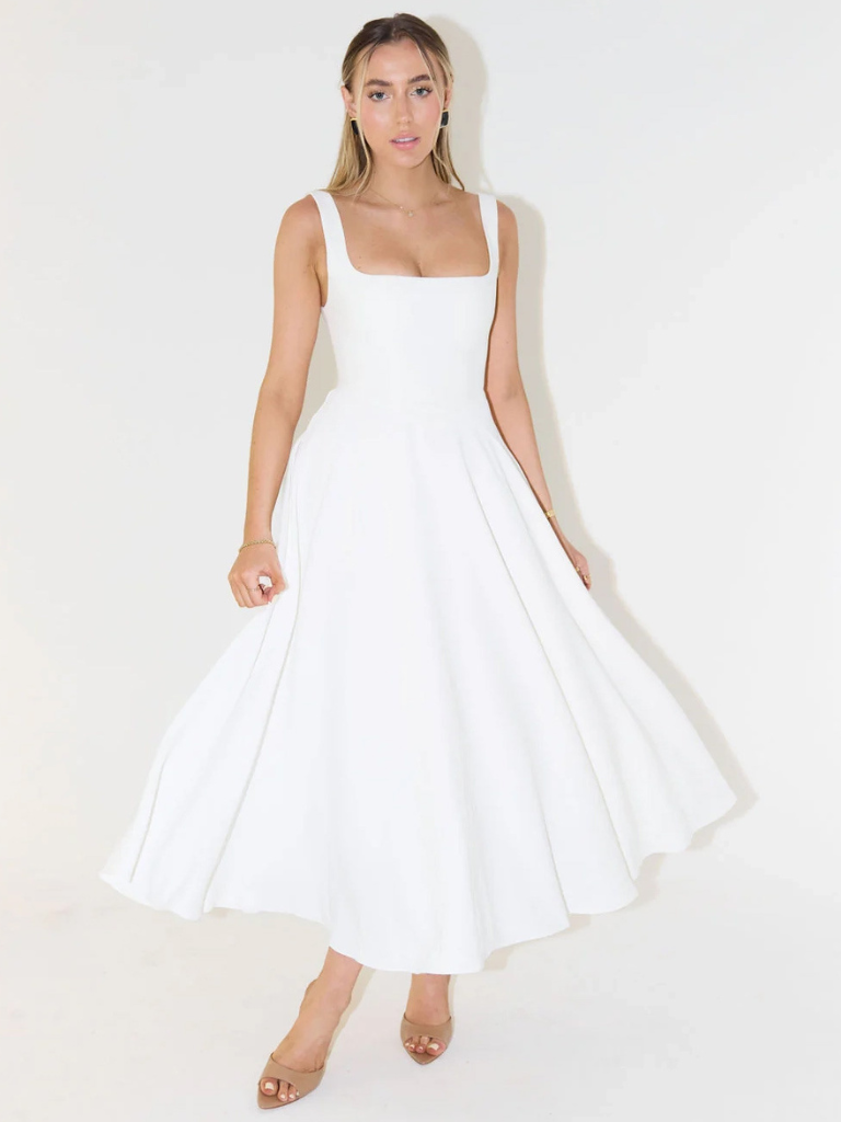 Ärmelloses Midikleid mit Karree-Ausschnitt