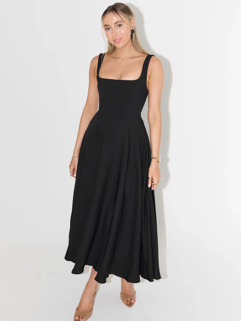 Ärmelloses Midikleid mit Karree-Ausschnitt
