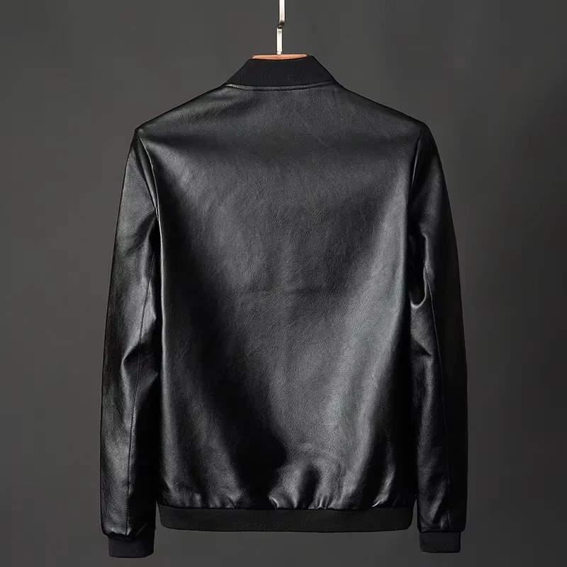 Schwarzer Parka Mit Schlanker Passform