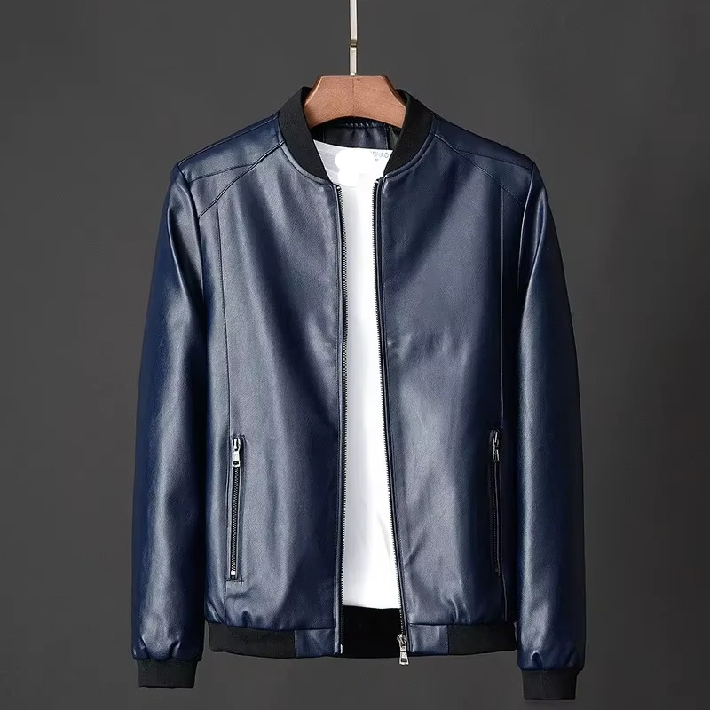 Schwarzer Parka Mit Schlanker Passform