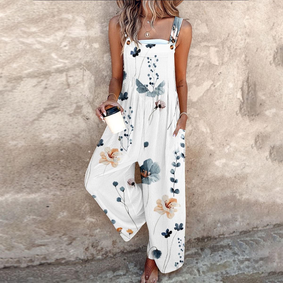 Latzkleid Mit Blumenmuster