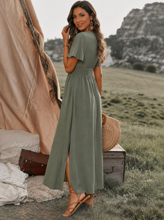 Maxikleid mit Wickelausschnitt
