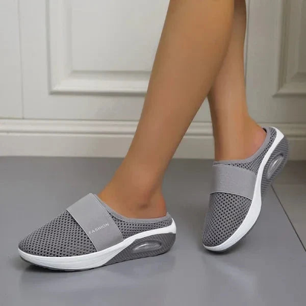 Damen-Pantoletten mit Keilsohle