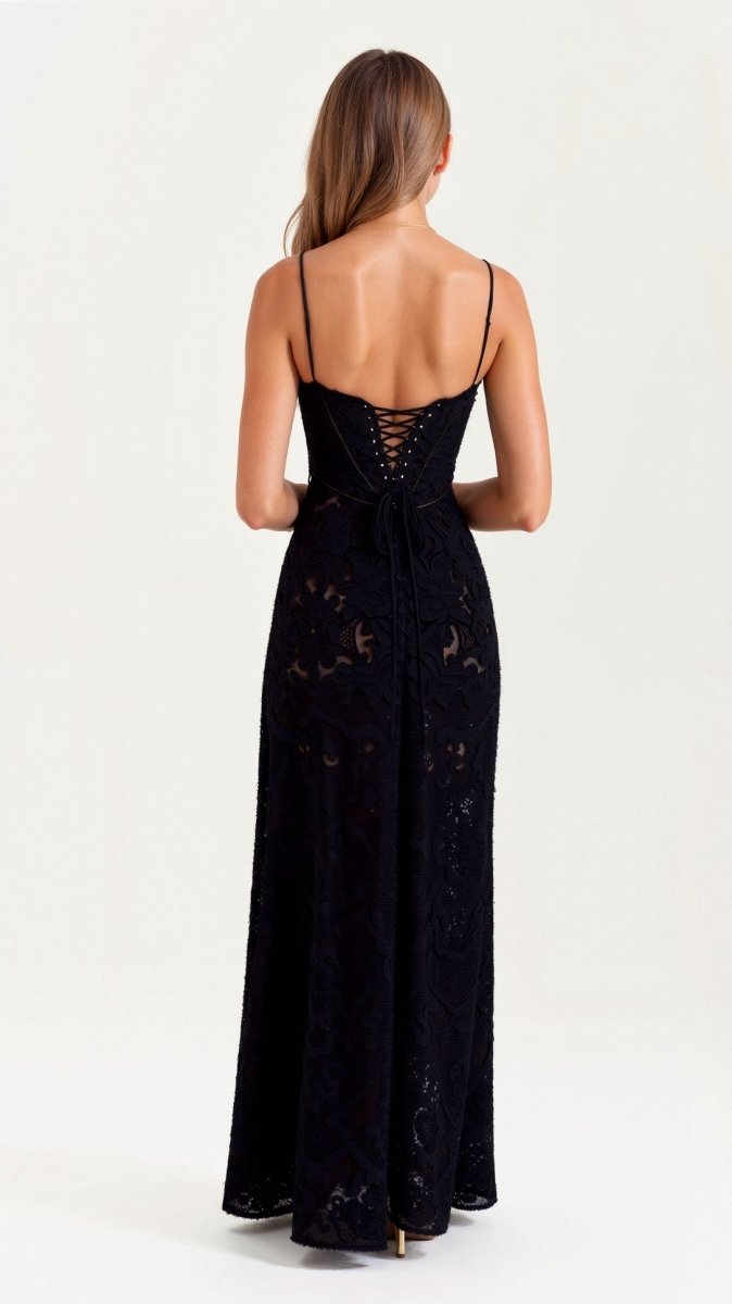 Elegantes Maxikleid mit Spaghettiträgern und offenem Rücken