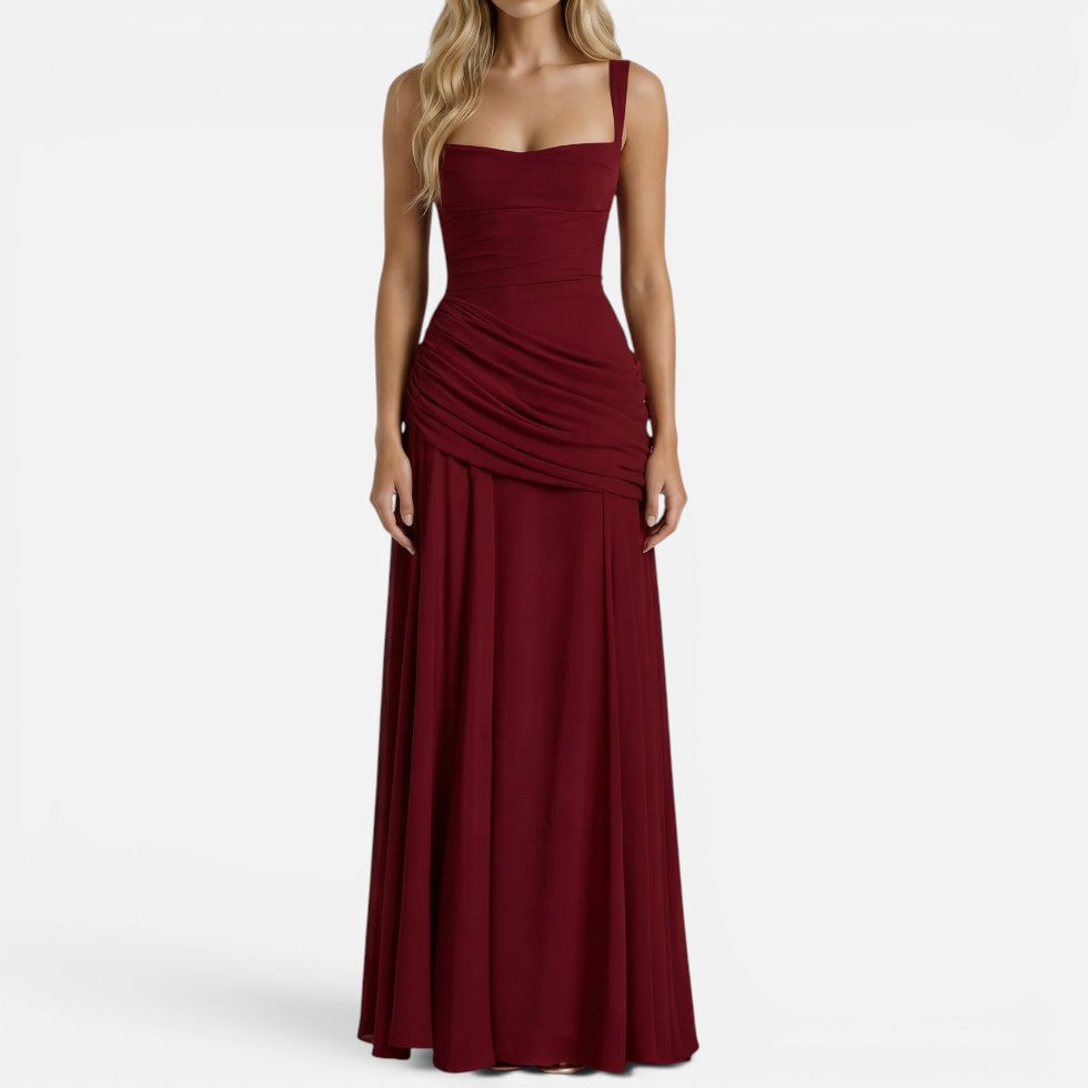 Figurbetontes Maxikleid mit Raffungen