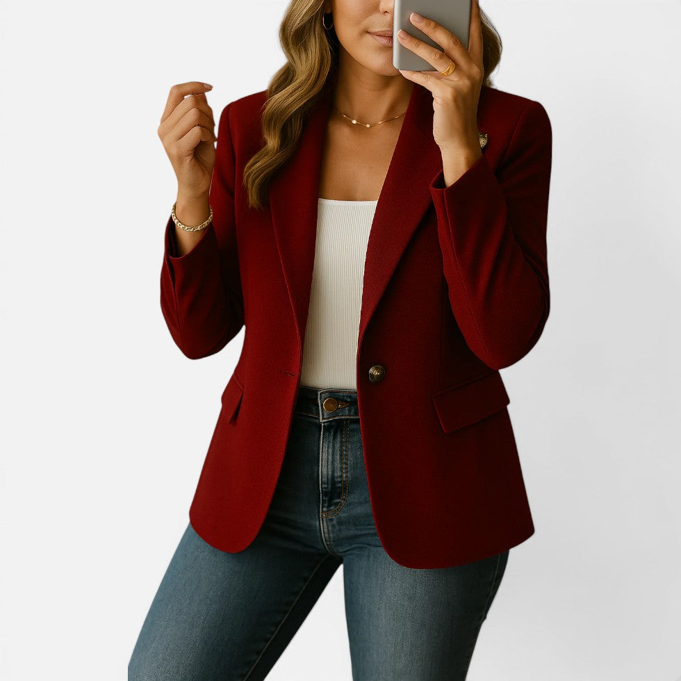 Taillierter Damenblazer mit Knopfverschluss