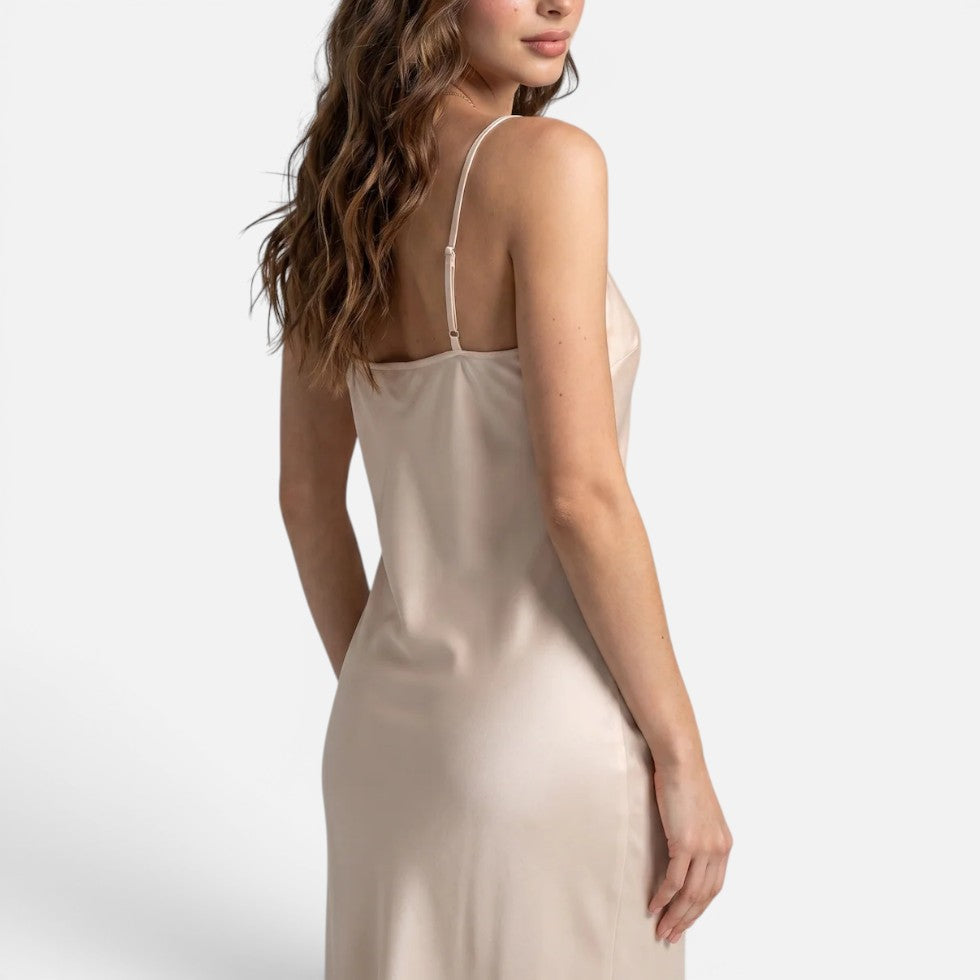 Nachtkleid mit Spaghettiträgern