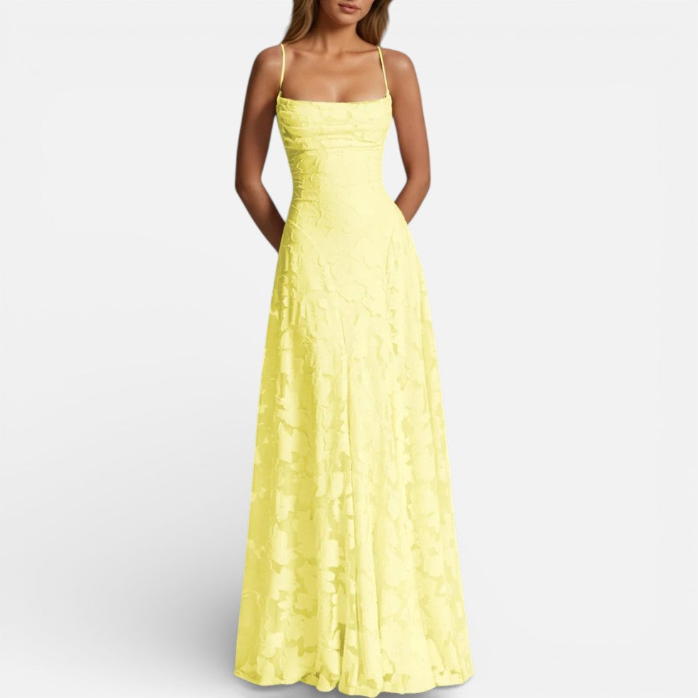 Maxikleid mit ausgestelltem Rock