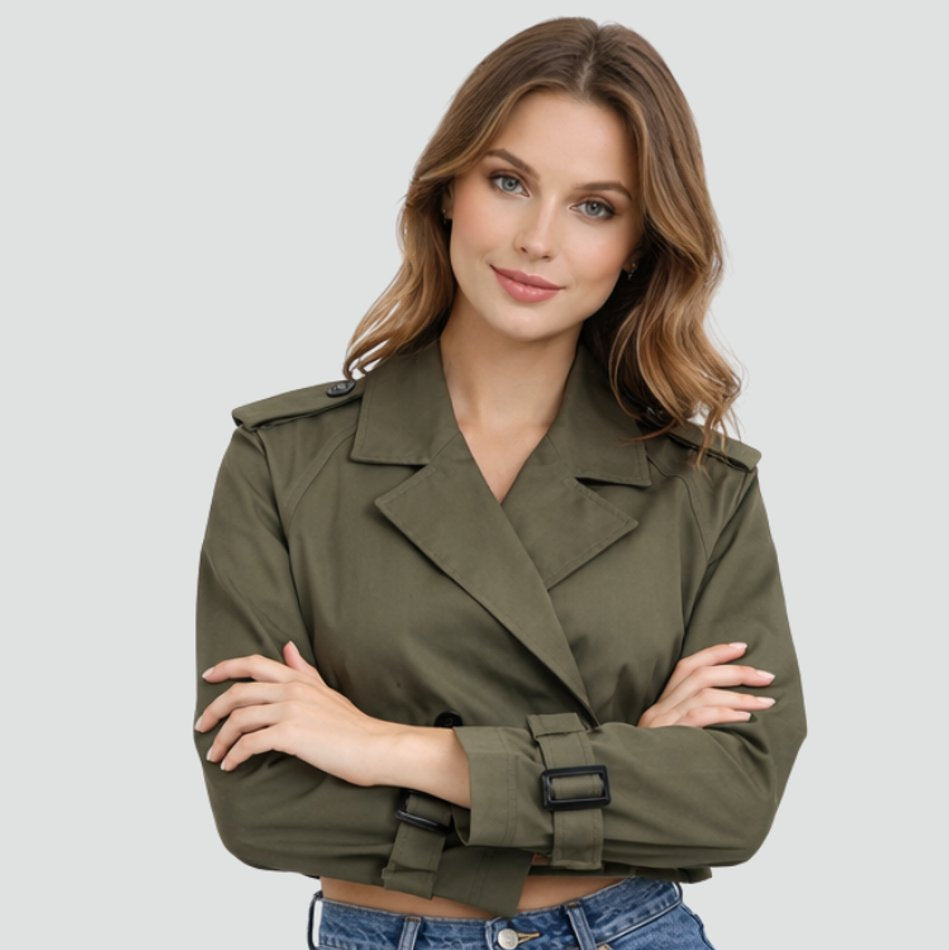 Amelia Kurzer Trenchcoat