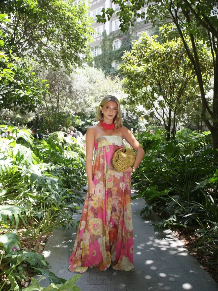 Trägerloses Maxikleid mit Blumenmuster
